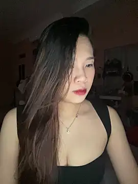 Snapshot of Bae1103 chatting on 11-05-25, 03:56 Bae1103 online show from 11-05-25, 03:56