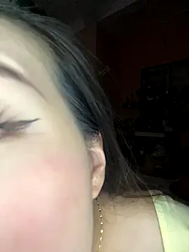 Snapshot of Bae1103 chatting on 11-13-25, 04:17 Bae1103 online show from 11-13-25, 04:17