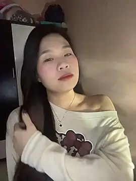 Snapshot of Bae1103 chatting on 01-11-26, 06:35 Bae1103 online show from 01-11-26, 06:35