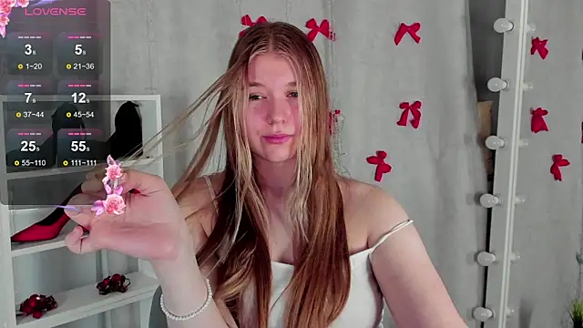 Snapshot of Rebecca_Kelly chatting on 01-23-25, 06:35 Rebecca Kelly online show from 01-23-25, 06:35