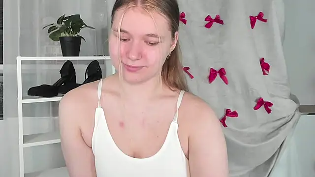 Snapshot of Rebecca_Kelly chatting on 01-31-25, 06:36 Rebecca Kelly online show from 01-31-25, 06:36