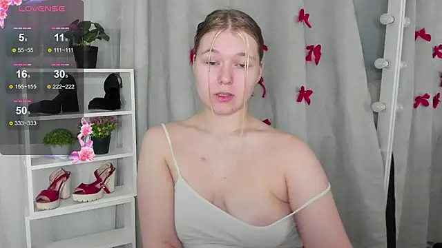 Snapshot of Rebecca_Kelly chatting on 02-09-25, 06:37 Rebecca Kelly online show from 02-09-25, 06:37