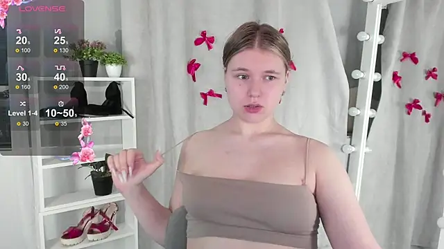 Snapshot of Rebecca_Kelly chatting on 02-25-25, 09:24 Rebecca Kelly online show from 02-25-25, 09:24