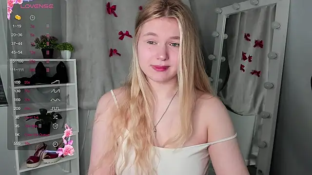 Snapshot of Rebecca_Kelly chatting on 03-17-25, 06:32 Rebecca Kelly online show from 03-17-25, 06:32