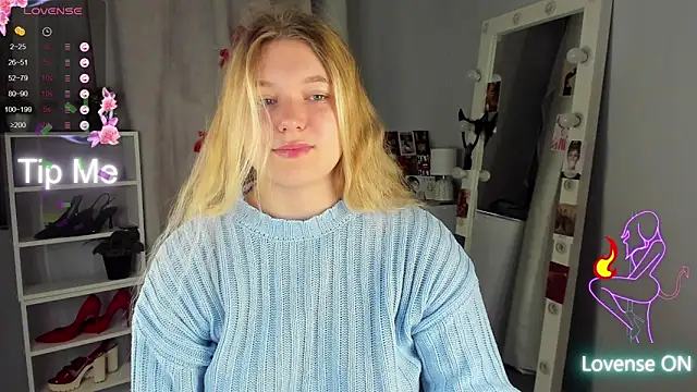 Snapshot of Rebecca_Kelly chatting on 09-12-25, 01:49 Rebecca Kelly online show from 09-12-25, 01:49