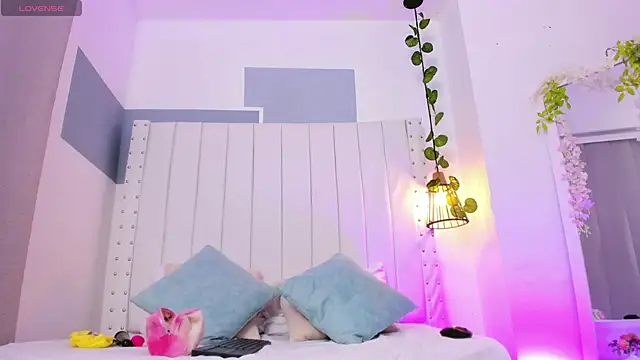 hannah gray online show from 10-25-25, 11:07