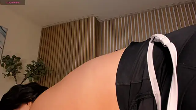 CelestePalmer  online show from 11-04-25, 10:14