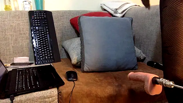 creamyjuices01 online show from 03-08-26, 12:41