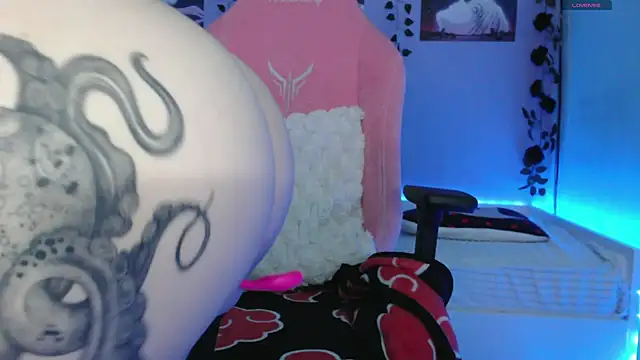 Scarlettsrorm online show from 03-16-25, 05:14