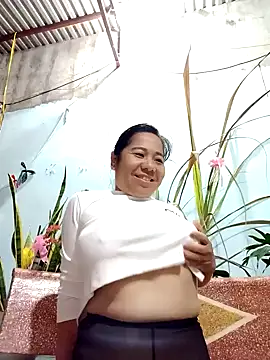 Queen 18200 online show from 02-03-25, 02:47