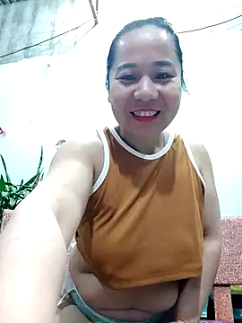 Queen 18200 online show from 03-01-25, 02:59