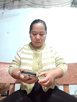 Queen 18200 online show from 11-24-25, 10:20