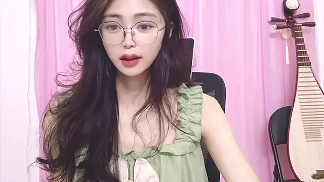 ---MIA--- online show from 04-10-26, 04:28