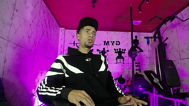 DrakeNeumann online show from 11-04-25, 03:05