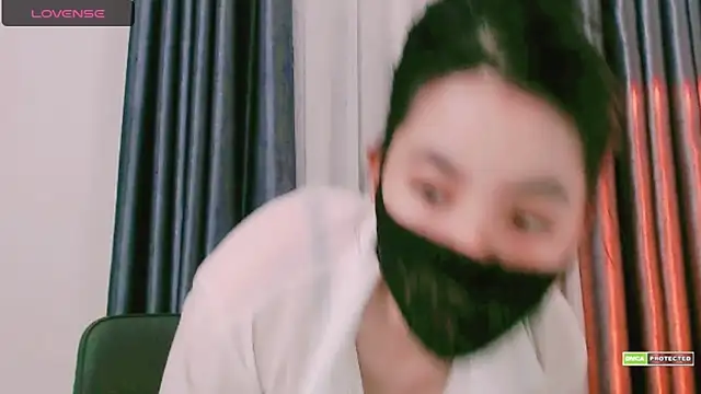 Na baby online show from 10-28-25, 04:42