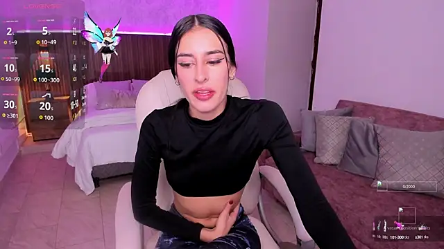 Snapshot of karlaa_james chatting on 10-06-25, 11:07 karlaa james online show from 10-06-25, 11:07