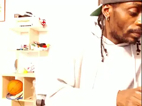 phillip-hot online show from 01-10-25, 04:01