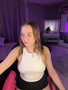 Lexi noah online show from 10-19-25, 09:15