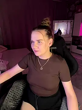 Lexi noah online show from 11-08-25, 09:35