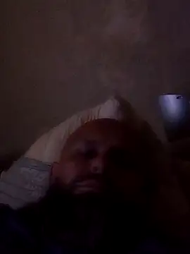 Snapshot of AlexandruCsaba chatting on 09-23-25, 04:15 AlexandruCsaba online show from 09-23-25, 04:15