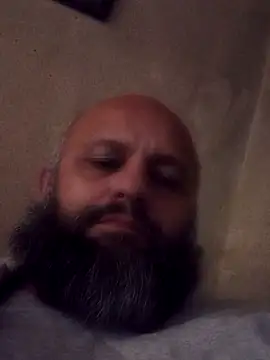 Snapshot of AlexandruCsaba chatting on 11-14-25, 09:30 AlexandruCsaba online show from 11-14-25, 09:30