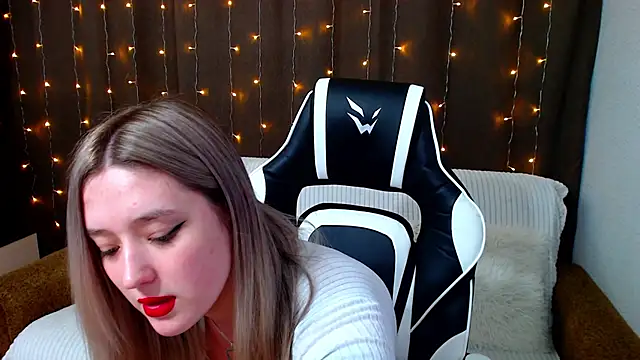 Snapshot of JessRosen chatting on 01-11-25, 07:17 JessRosen online show from 01-11-25, 07:17