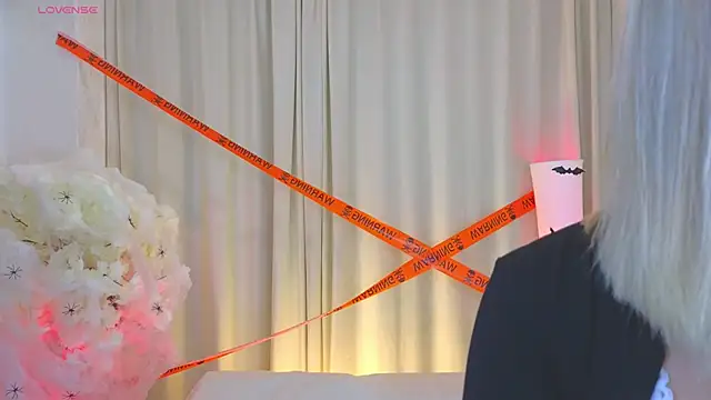 Snapshot of JessRosen chatting on 10-31-25, 03:29 JessRosen online show from 10-31-25, 03:29