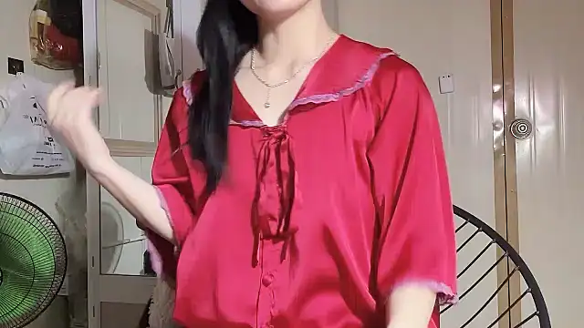 LinhChi 9x online show from 03-26-26, 01:17