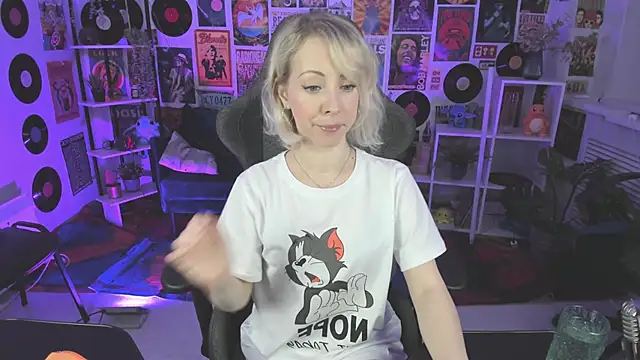 LylithSkye online show from 01-23-25, 11:37