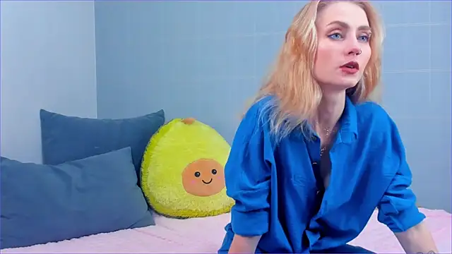 MarthaGees online show from 02-01-25, 03:07