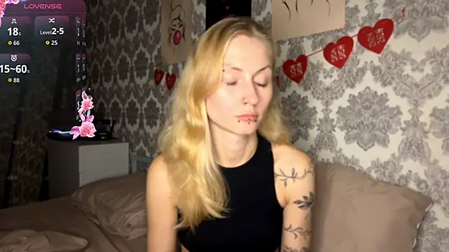 MarthaGees online show from 10-04-25, 03:10