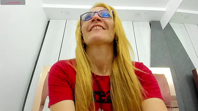 maddy cartter online show from 02-02-25, 03:17