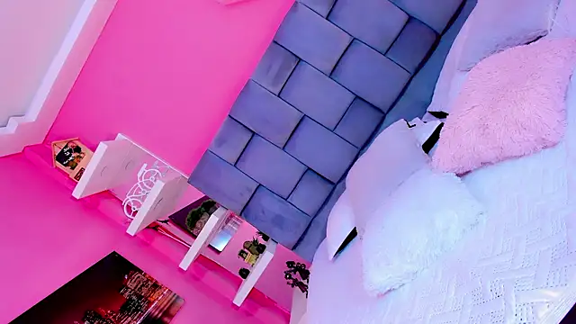 Saamanthaa11 online show from 04-21-26, 05:14