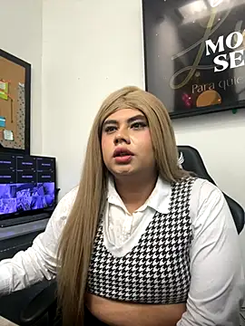 Tom Silver   online show from 10-12-25, 03:44