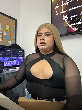 Tom Silver   online show from 10-18-25, 04:48