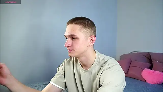 dustyn fox online show from 02-27-25, 07:04