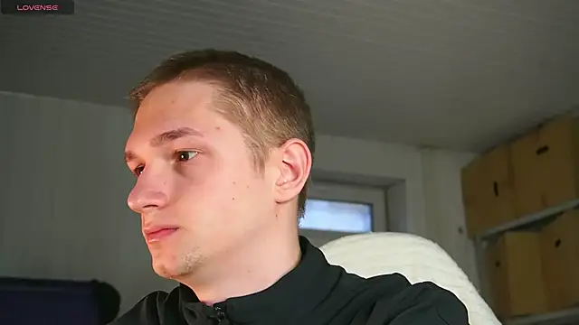 dustyn fox online show from 04-11-26, 04:06