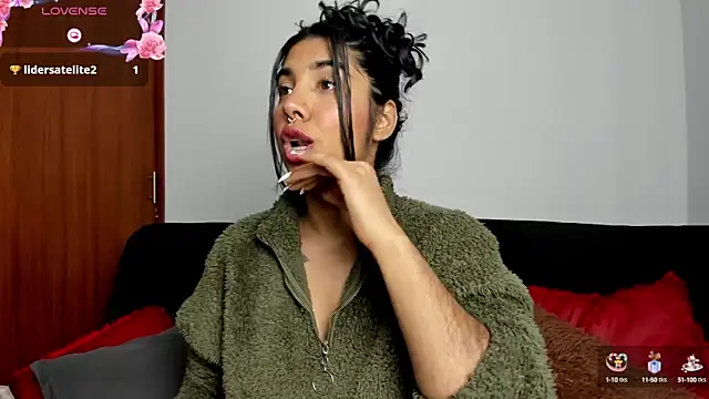 jasmine bunny  online show from 01-23-25, 06:14