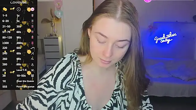 Demure Smile online show from 02-21-25, 05:02