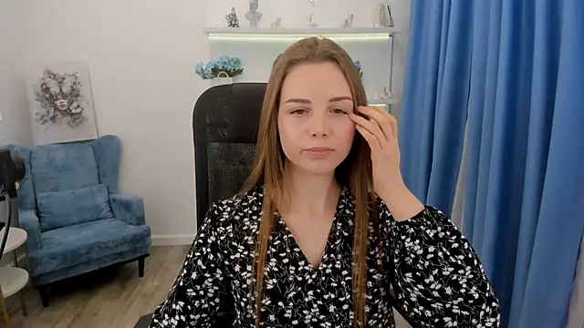 MileyWings online show from 11-20-25, 12:05