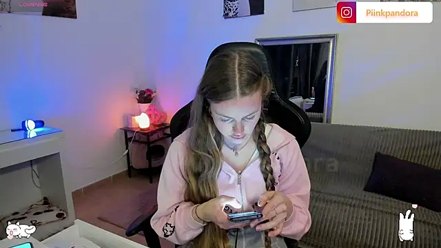 Piinkpandora online show from 03-19-26, 05:39