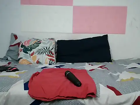 BIGTITTISXXX online show from 06-17-26, 05:14