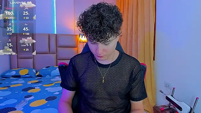 Nathan Bluee online show from 03-10-25, 01:32