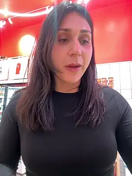 Snapshot of Ary_art chatting on 12-04-25, 05:21 Ary art online show from 12-04-25, 05:21