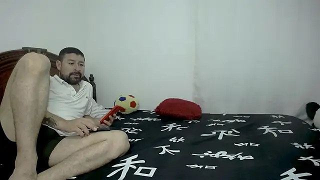 ambar jacksonn online show from 11-29-25, 03:31