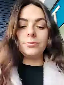 Alicia Hot1 online show from 12-04-24, 11:52