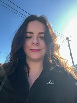 Alicia Hot1 online show from 01-18-25, 12:15