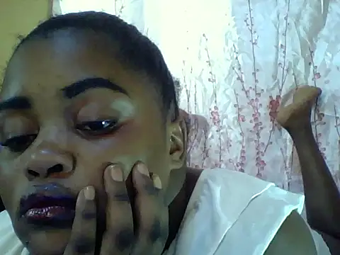 Snapshot of Ebonnygirl chatting on 02-25-25, 04:03 Ebonnygirl online show from 02-25-25, 04:03