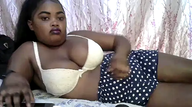 Snapshot of Ebonnygirl chatting on 02-27-25, 05:13 Ebonnygirl online show from 02-27-25, 05:13