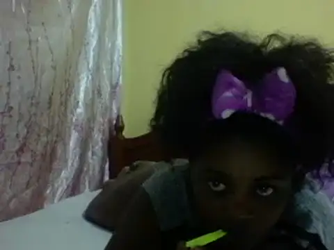 Snapshot of Ebonnygirl chatting on 03-15-25, 08:43 Ebonnygirl online show from 03-15-25, 08:43